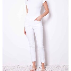 Up! Brand Pull-On Ankle Pant White (size 6)